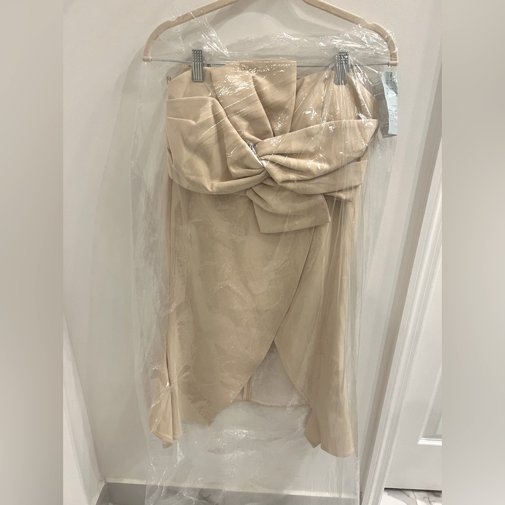 Elegant Set Cream Skirt with Bandeau Top